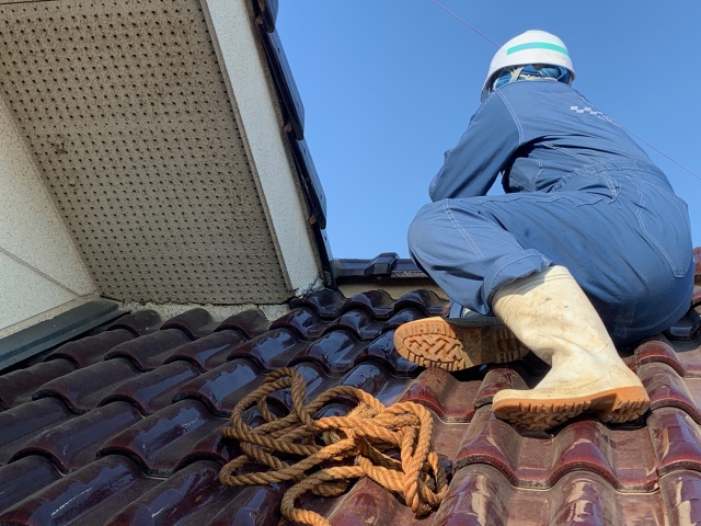 屋根や壁からの雨漏り 瓦屋根